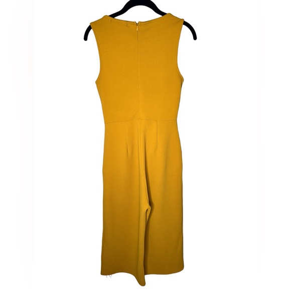 Romeo + Juliet Couture Jumpsuit Size small - Picture 4 of 5